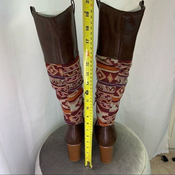 SODA brown knee high boots size 8.5 - Picture 6 of 10